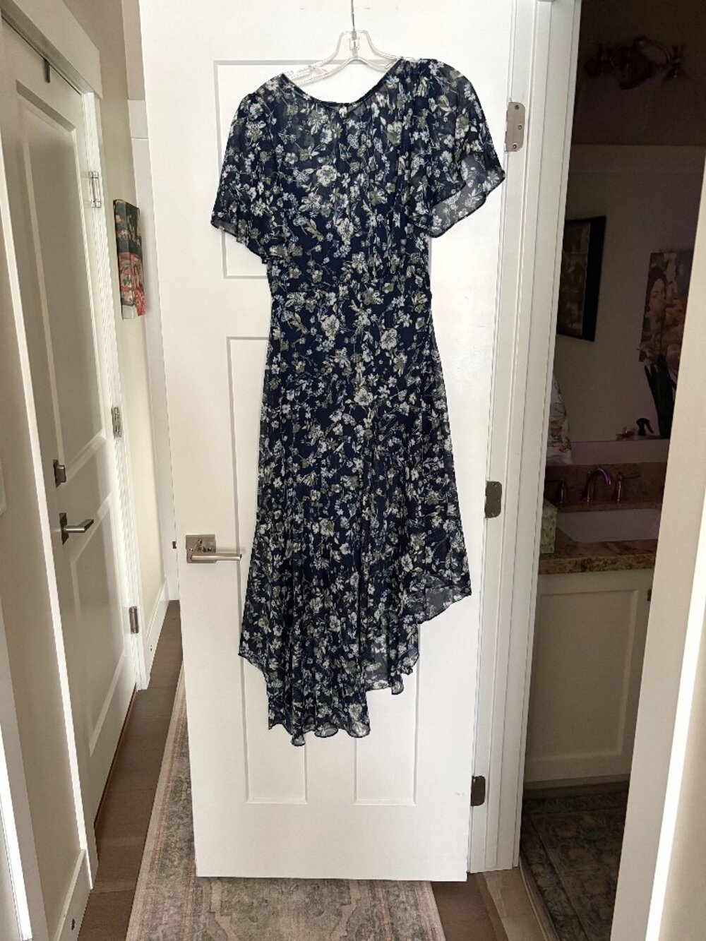 ASTR Floral Navy/white/green floral formal Dress